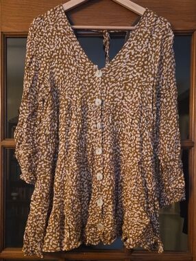 Endless Blu - Button-front Open-back Babydoll Mini Dress; Brown/Cream Size M
